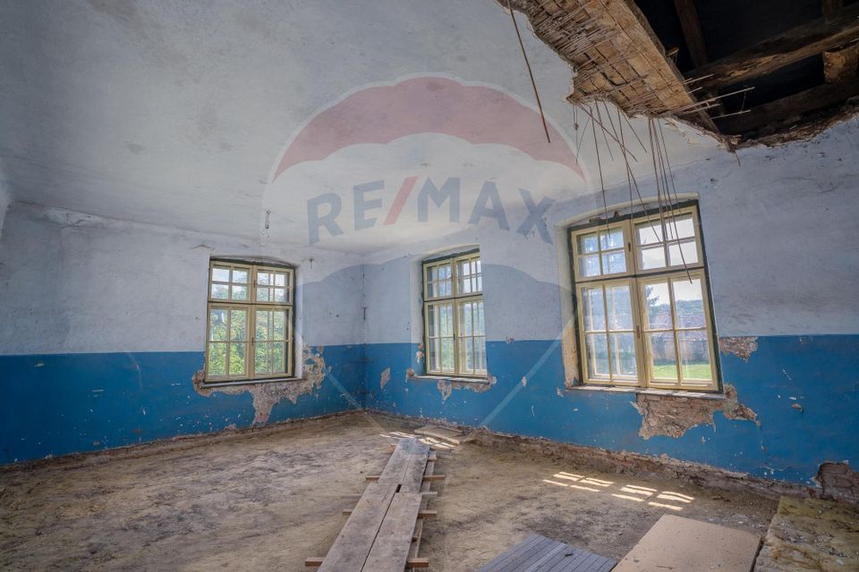 Fostă școală săsească semnată de Fritz Balthes – Bruiu, Sibiu