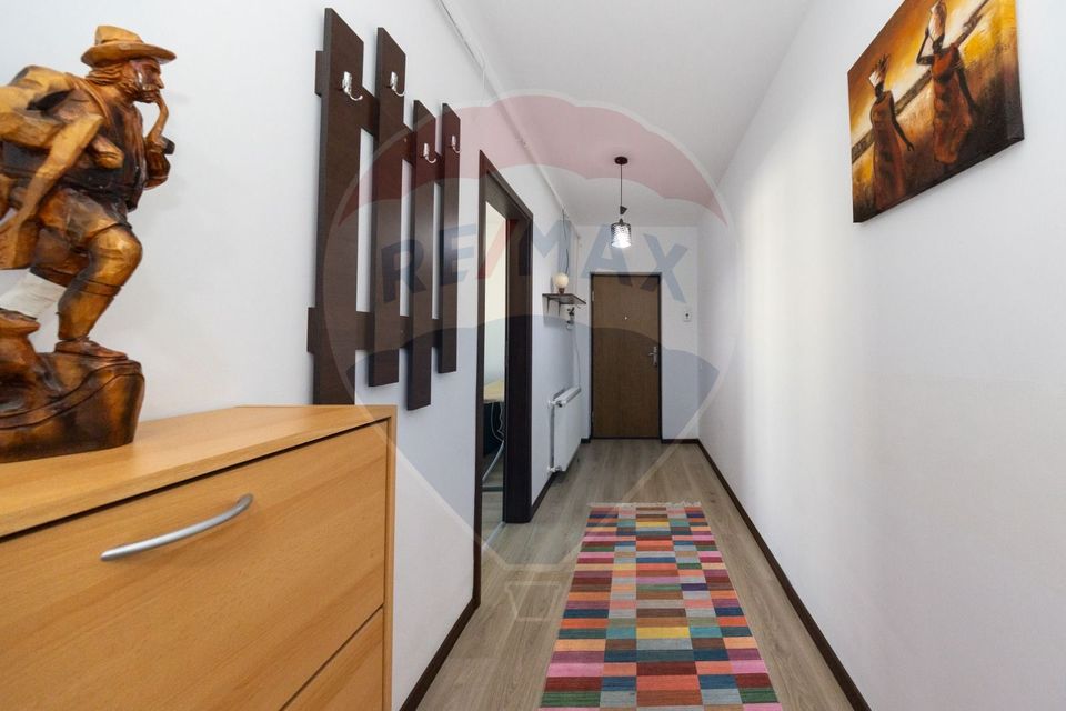 Apartament 2 camere decomandat de vanzare