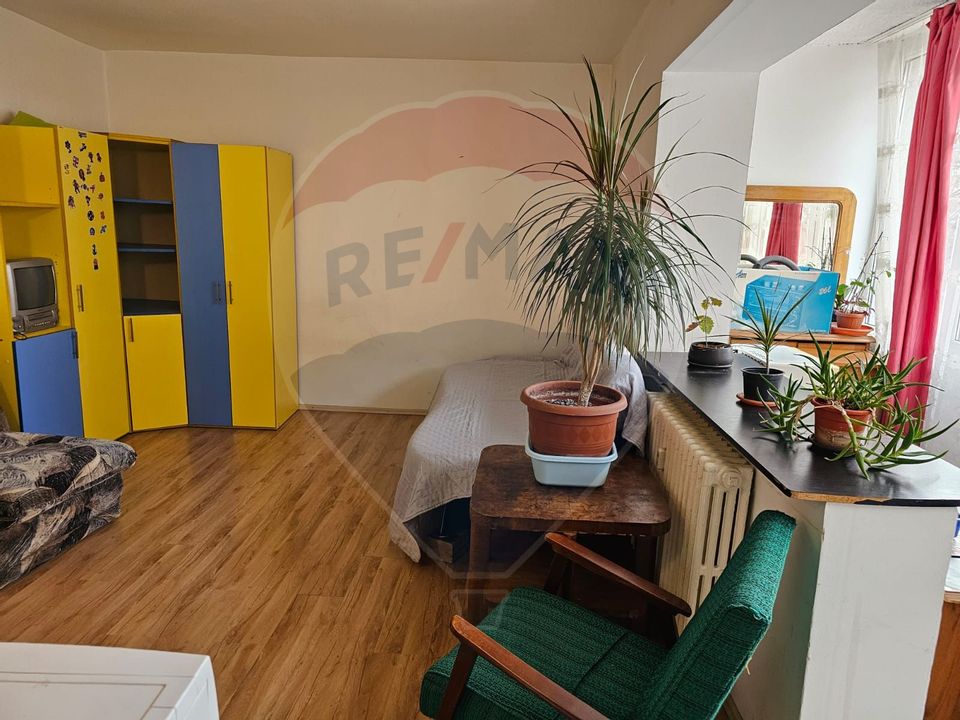 Garsoniera -Versatilitate Excelenta pe Calea Bucuresti, Brasov