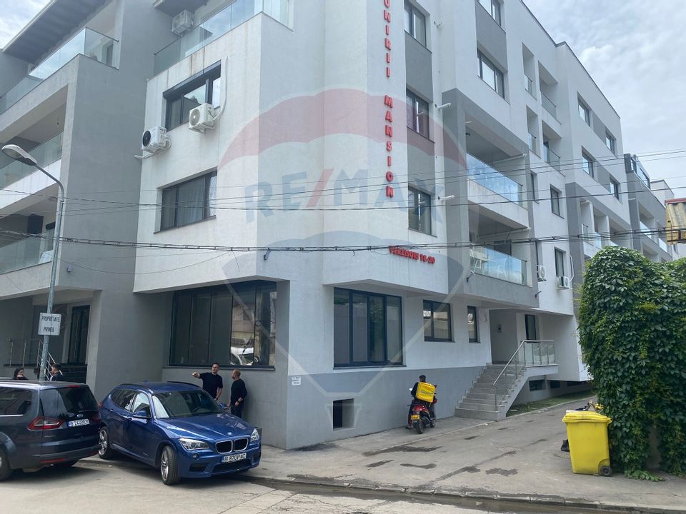 144sq.m Commercial Space for rent, Unirii area