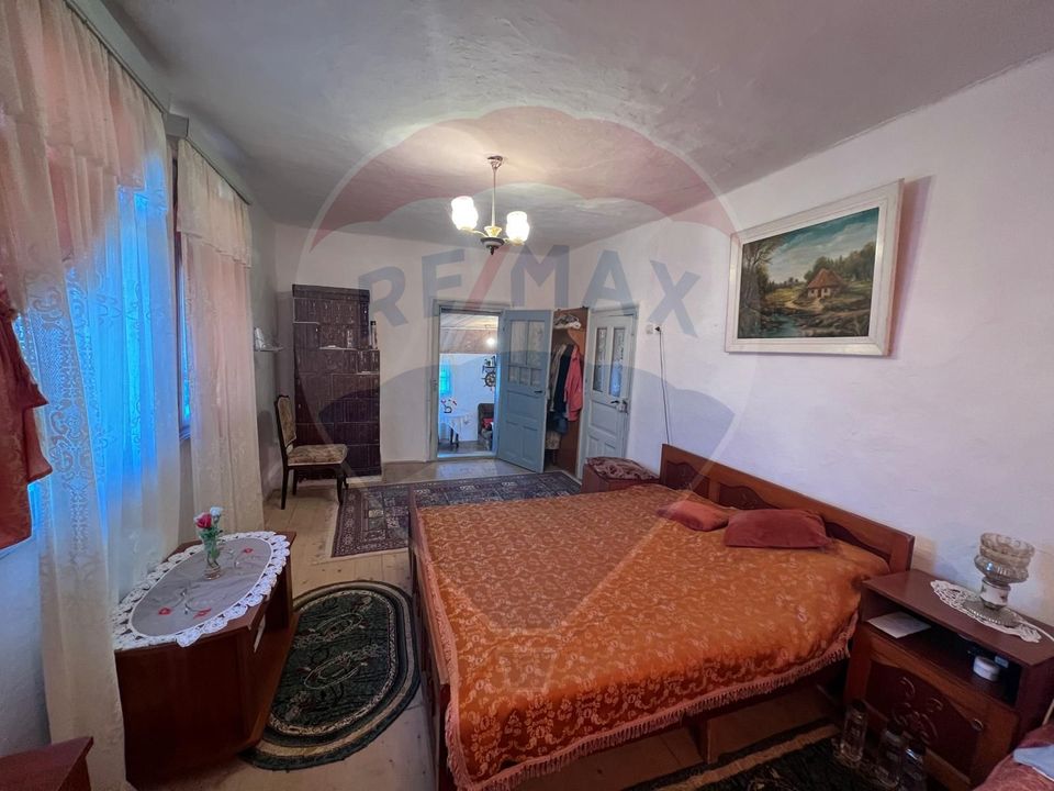 Casă 4 camere Mihalceni