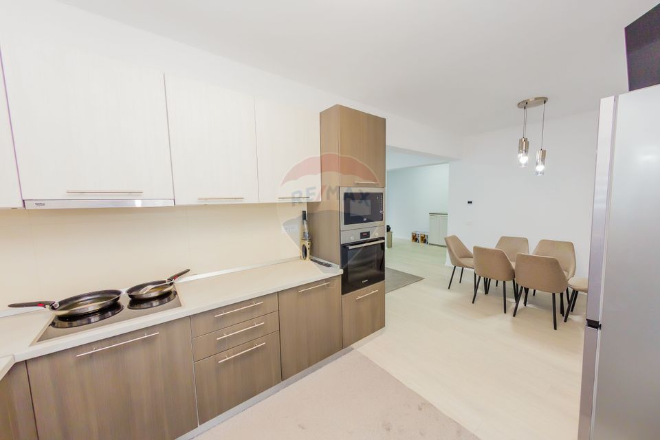 6 room House / Villa for sale, Est area