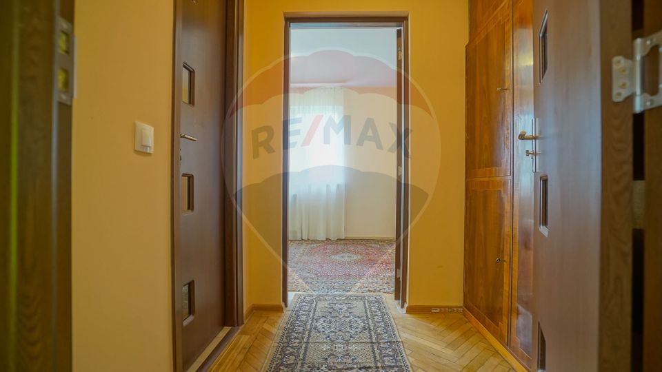 Apartament cu 2 camere, complet mobilat și utilat