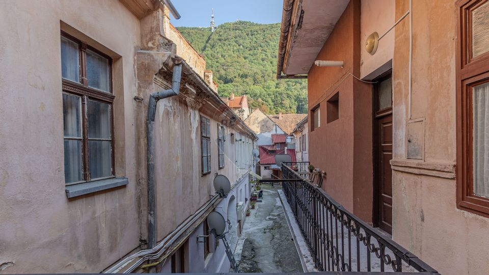 Comision 0 | Apartament cu 2 camere și terasă - Lângă  Piata Sfatului