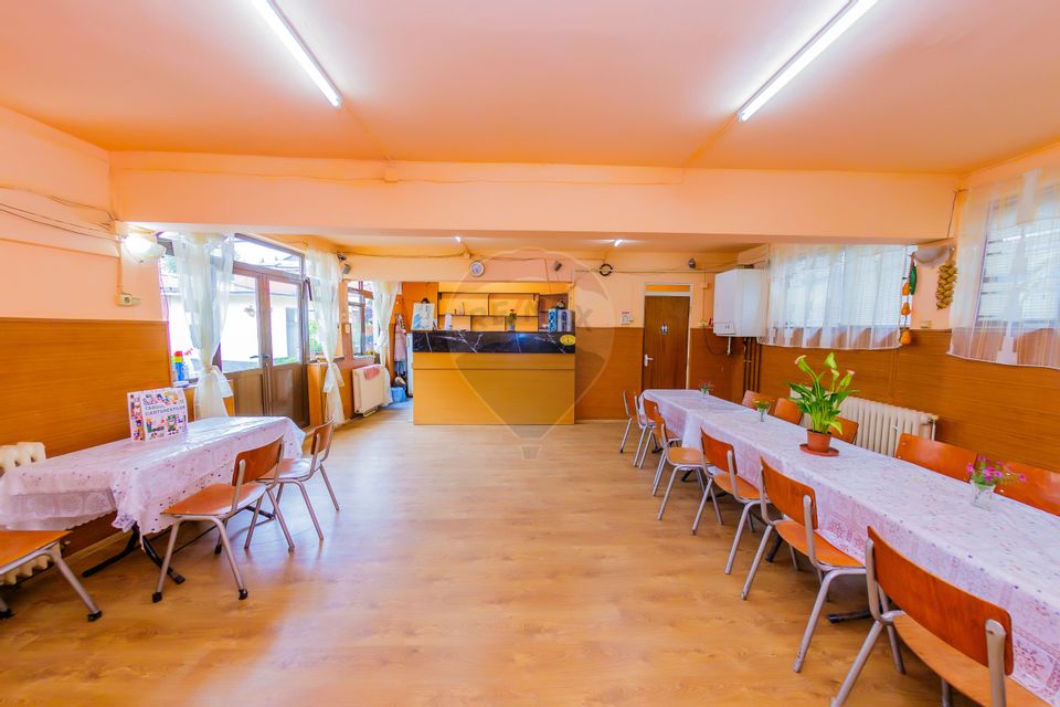 190sq.m Commercial Space, Central area