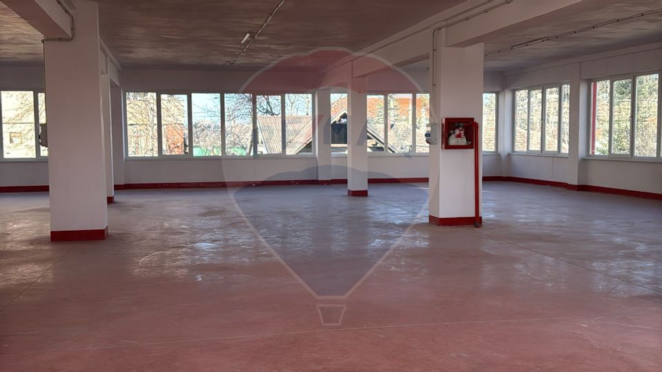 De închiriat spațiu comercial 754 mp în Marghita, Bihor