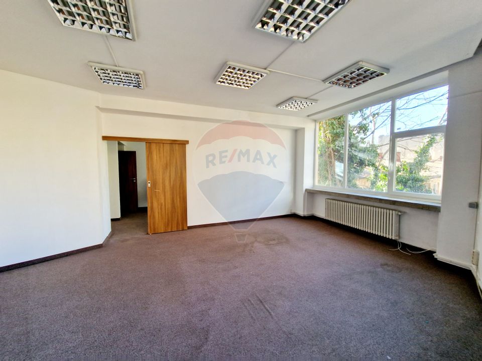 40sq.m Office Space for rent, Universitate area