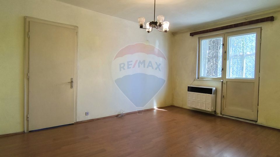 Apartament cu 3 camere, et. 1 in cartierul Gura Campului