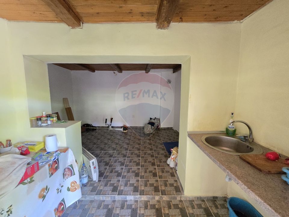 Casa cu gradina si mansarda  Aciliu  la doar 20 km de Sibiu