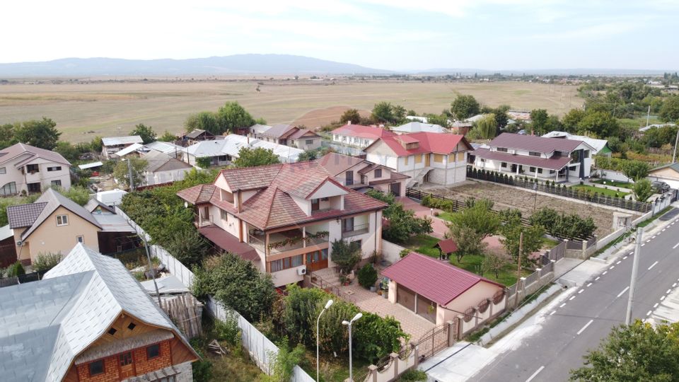 7 room House / Villa for sale