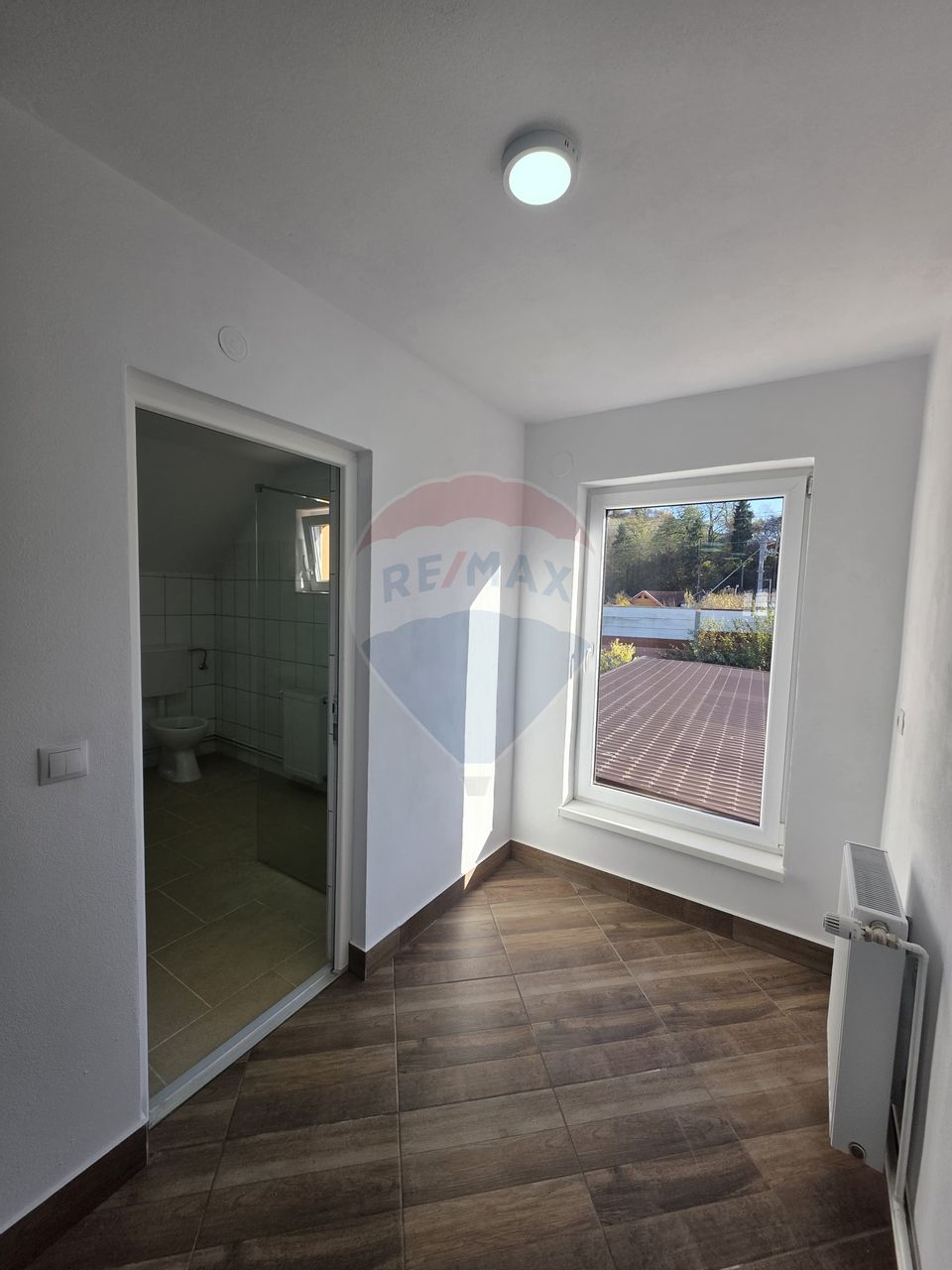 Spațiu comercial de închiriat în zona Vasia