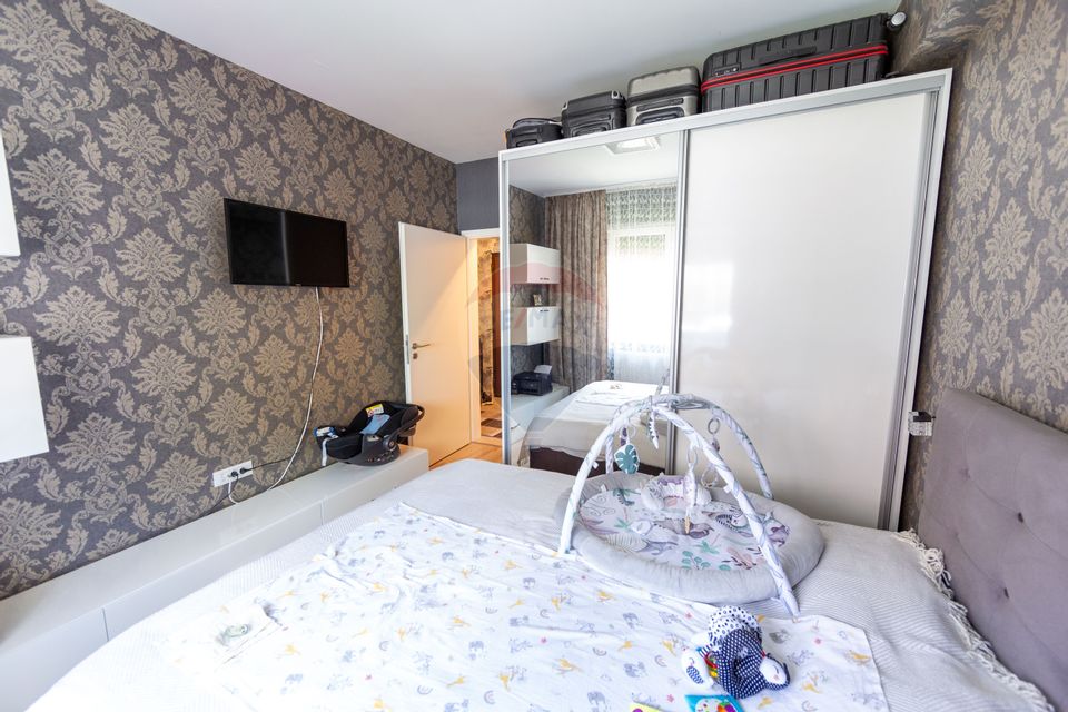 Apartament cu 3 camere, grădină proprie și parcare – Casa Nobel