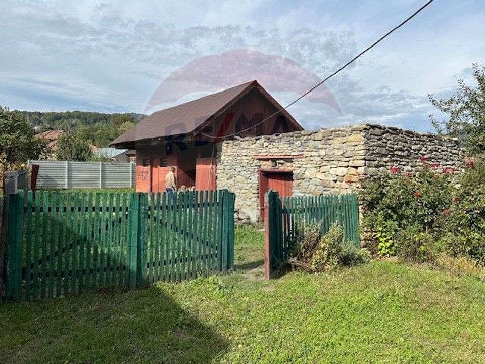 Casă Măneciu | Cheia | 4 camere | teren generos (1828 mp) central