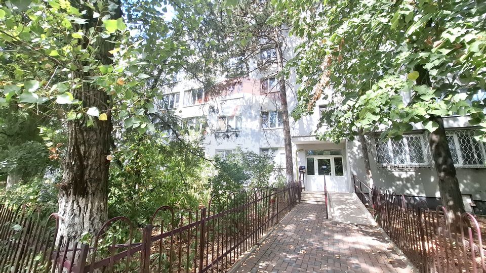 3 room Apartment for sale, Titan area