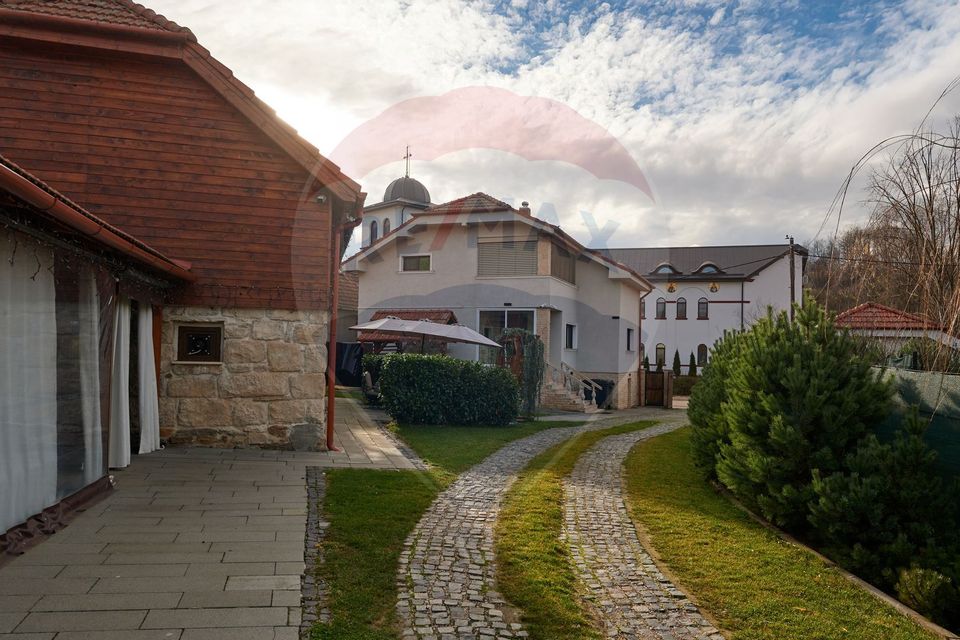 5 room Hotel / Pension for sale