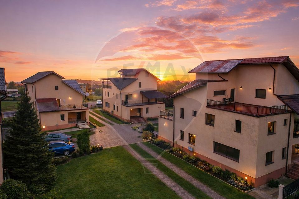 24 room Hotel / Pension for sale