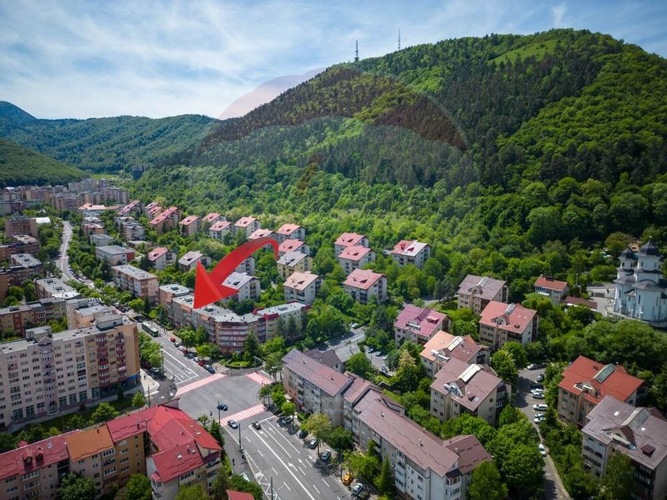 Apartament cu 3 camere de vânzare în zona Racadau- Valea Cetatii