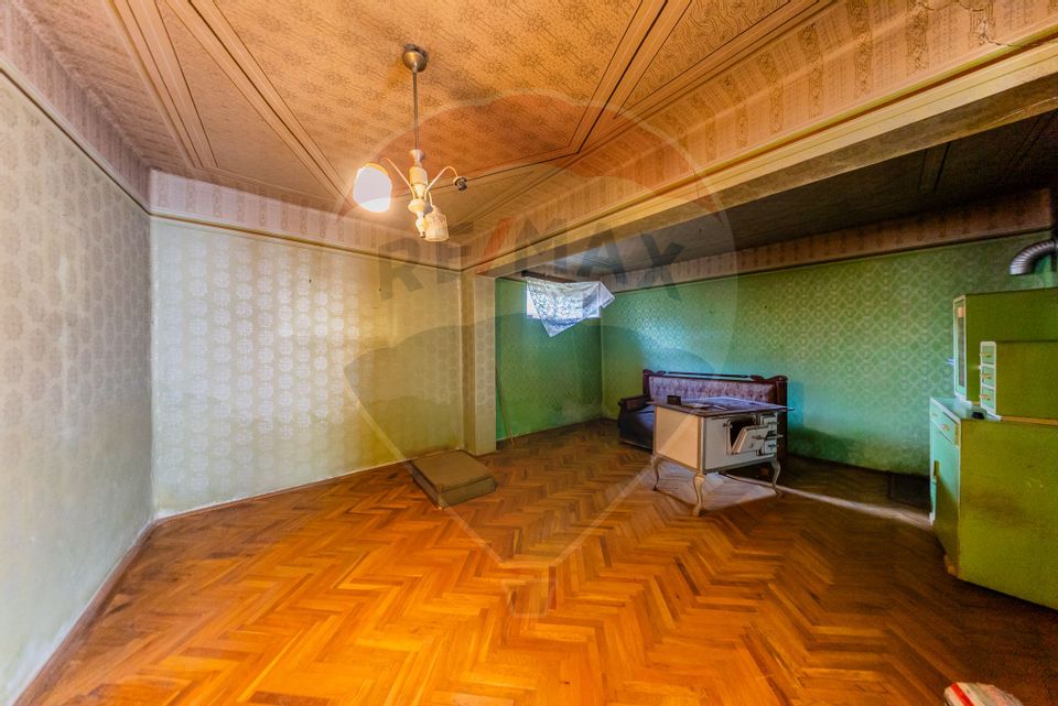 Casă cu 4 camere și teren 540 m în Pecica – Zonă excelentă