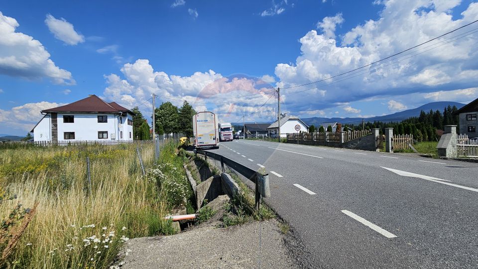 Teren parțial intravilan 30,930 mp Poiana Stampei-DN E58, Suceava