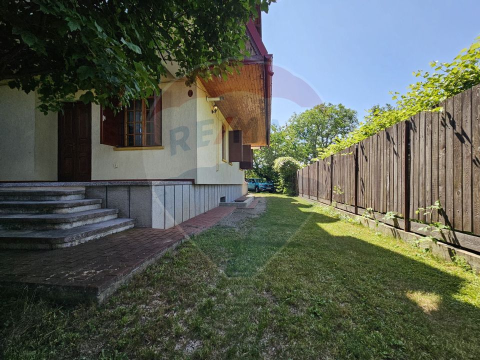 6 room House / Villa for sale