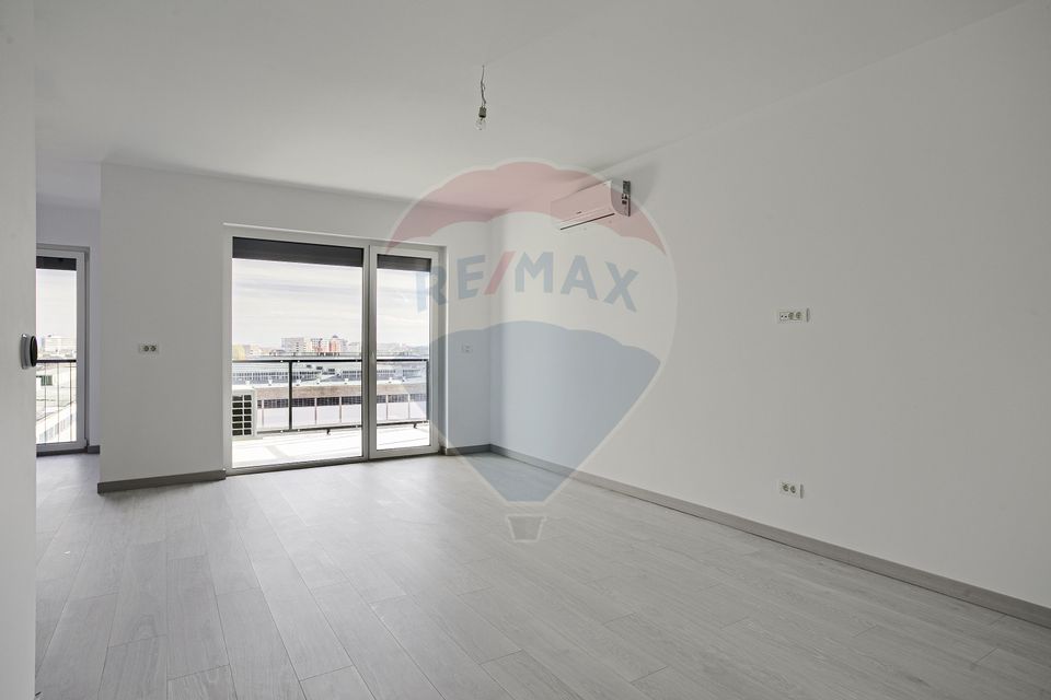 Apartament nou de vânzare cu 3 camere la Adora Park