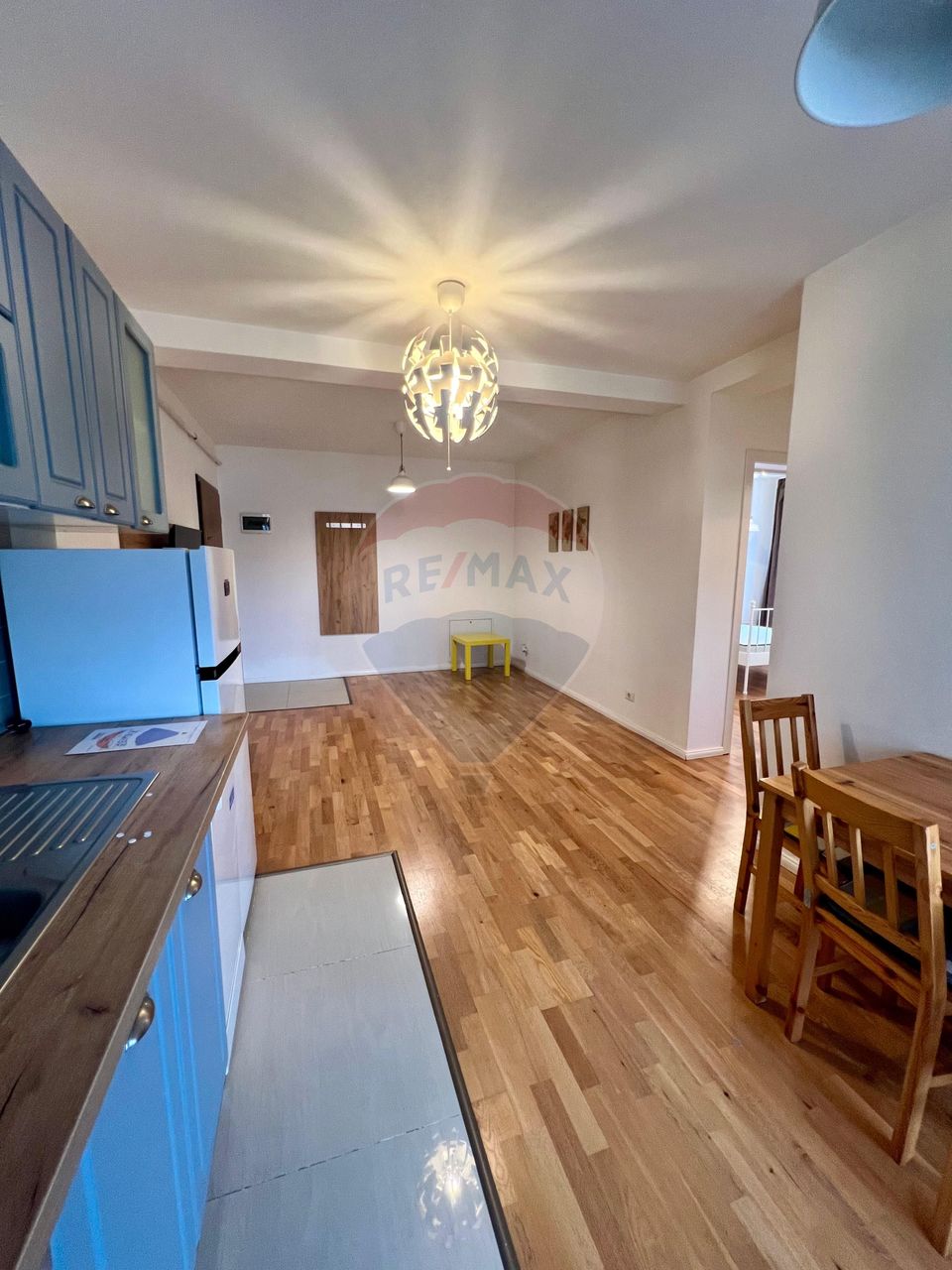 Apartament de vanzare cu 3 camere