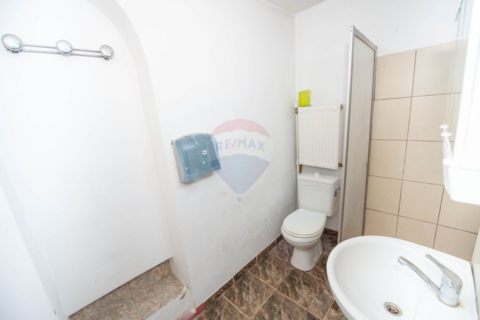 Vila interbelica cu 6 camere de vanzare, 99 mpu, Parc Cismigiu