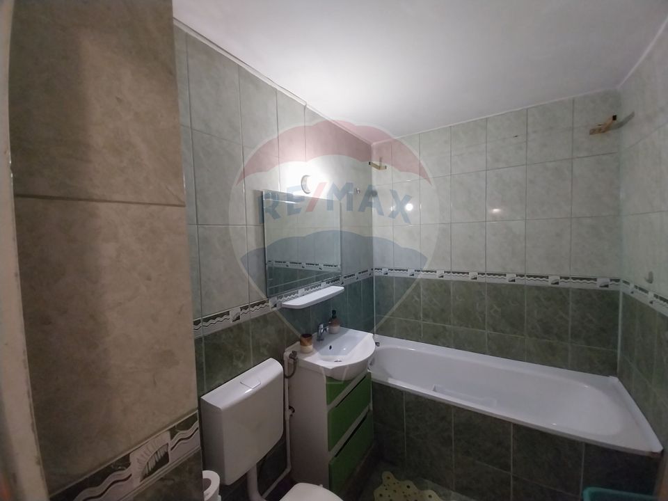 2 room Apartment for sale, Rovine area