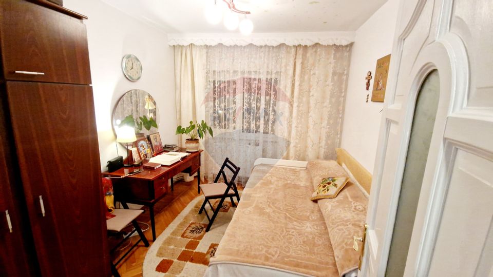 3 room Apartment for sale, Precista area