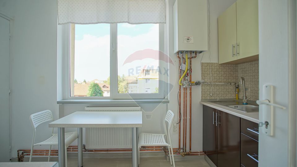 2 room Apartment for rent, Tractorul area