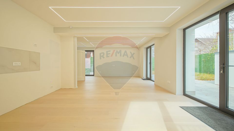 Armonie între tradiție și modernitate – Vilă contemporană în Brasov