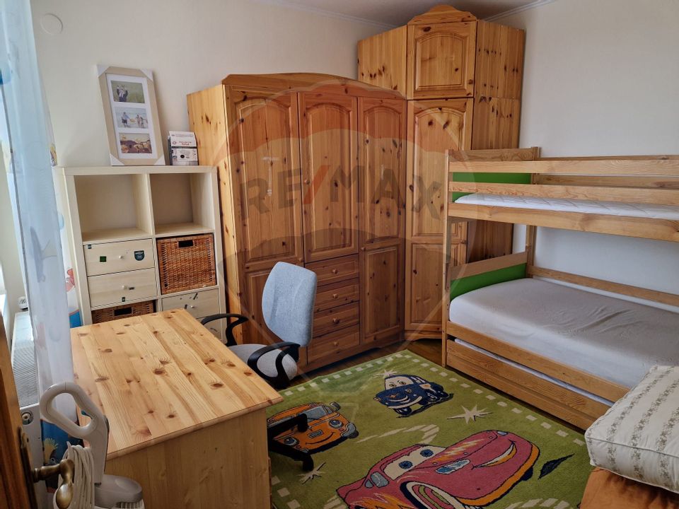 Apartament cu 3 camere de închiriat - Zona Dealuri Oradea