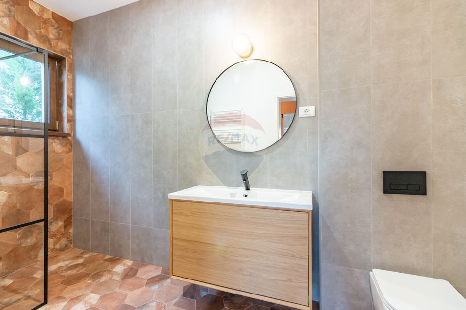 Casă / Vilă de vanzare in Snagov, langa padure, lac la 800 m, centru