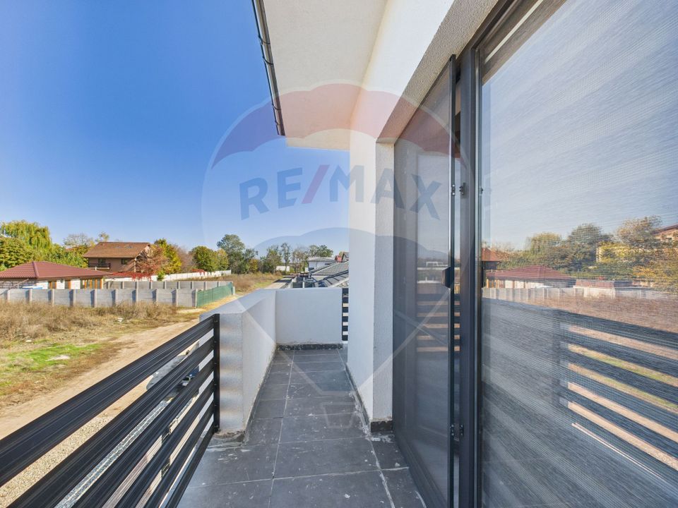 4 room House / Villa for sale, Est area