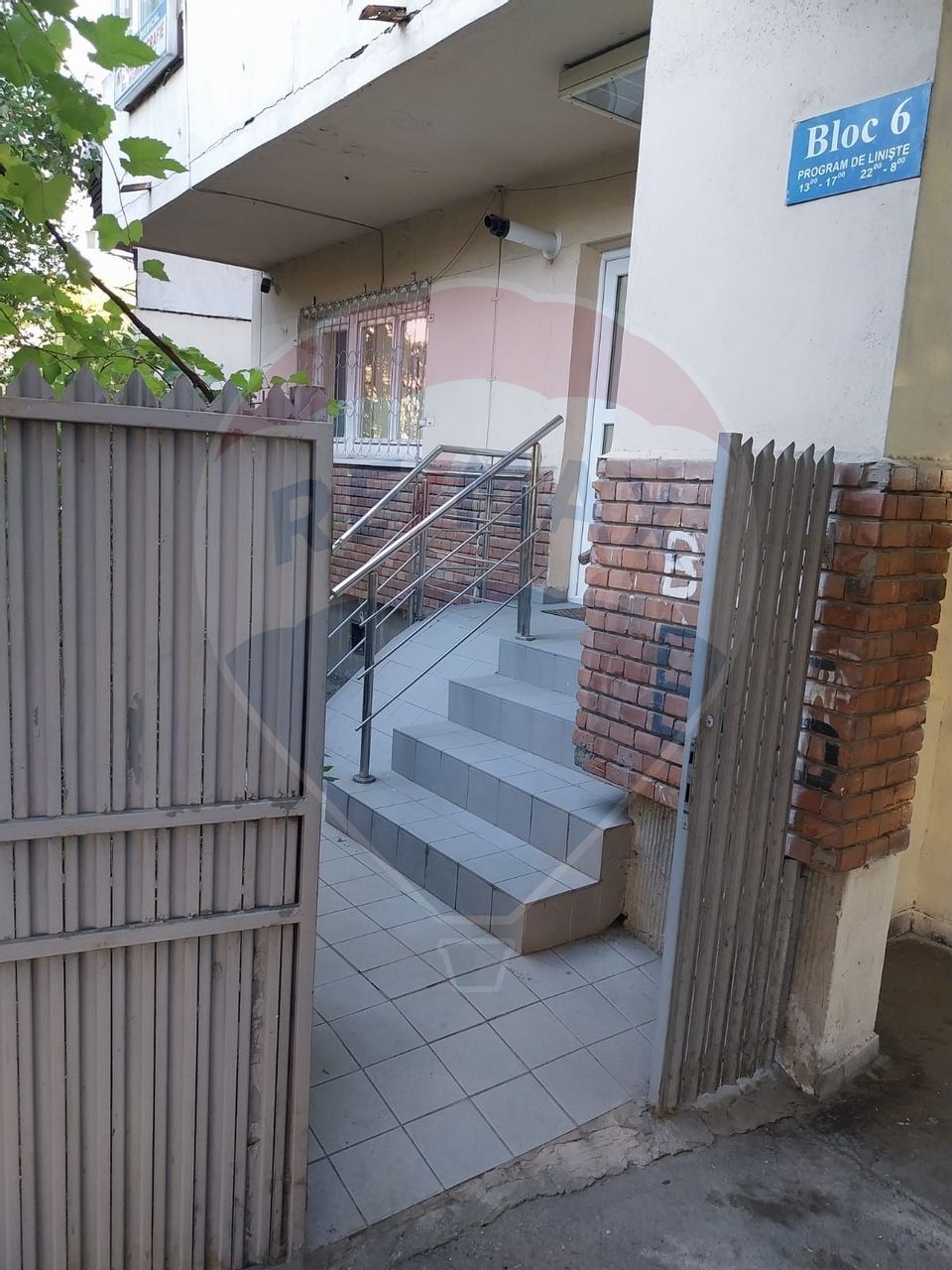 50sq.m Commercial Space for sale, Lapus area