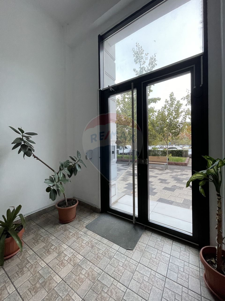 Vanzare apartament 3 camere Rond Alba Iulia renovat complet