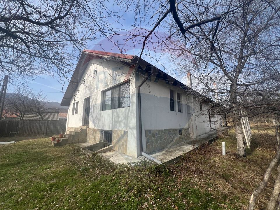 Casă / Vilă Maruntisu - Patarlagele Buzau