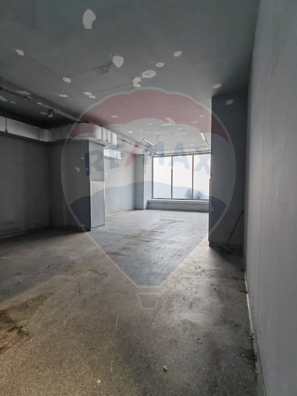 168sq.m Commercial Space for rent, Noua area