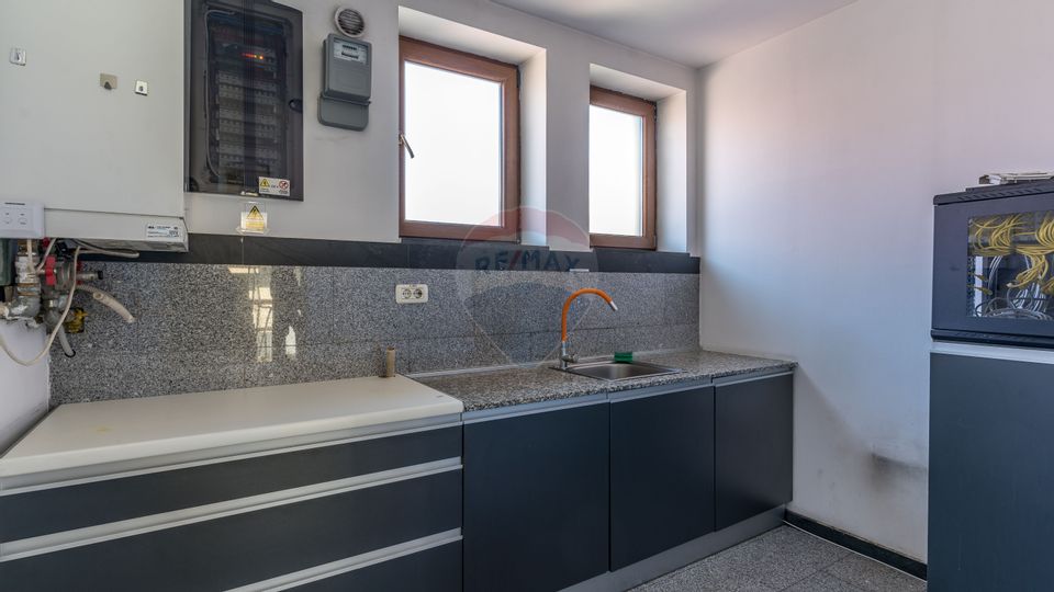 Spatiu de birouri 150 mp de inchiriat în zona Andrei Muresanu Parcari