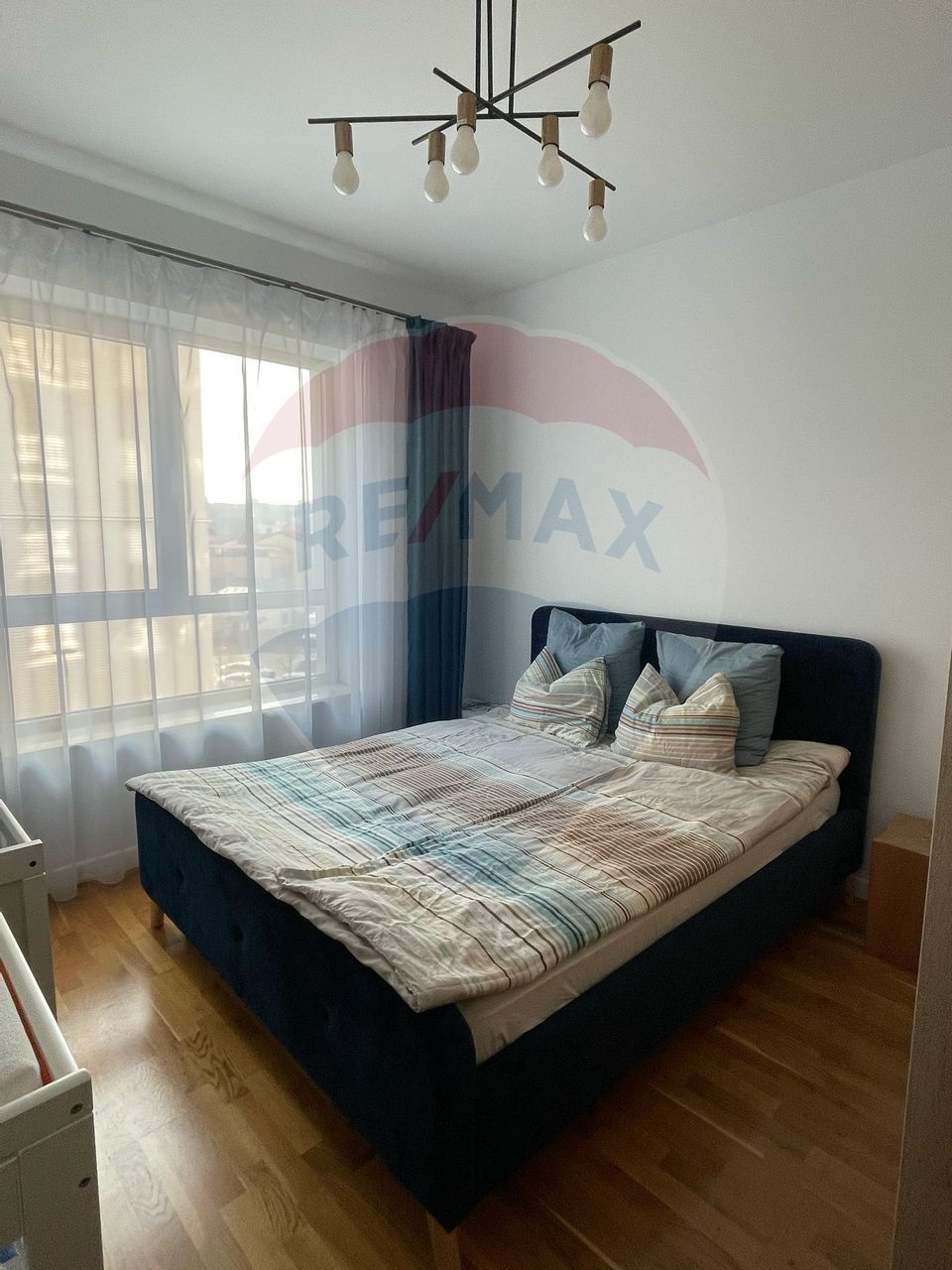 Bright 2-room apartment with parking in Luxuria Domenii Residence