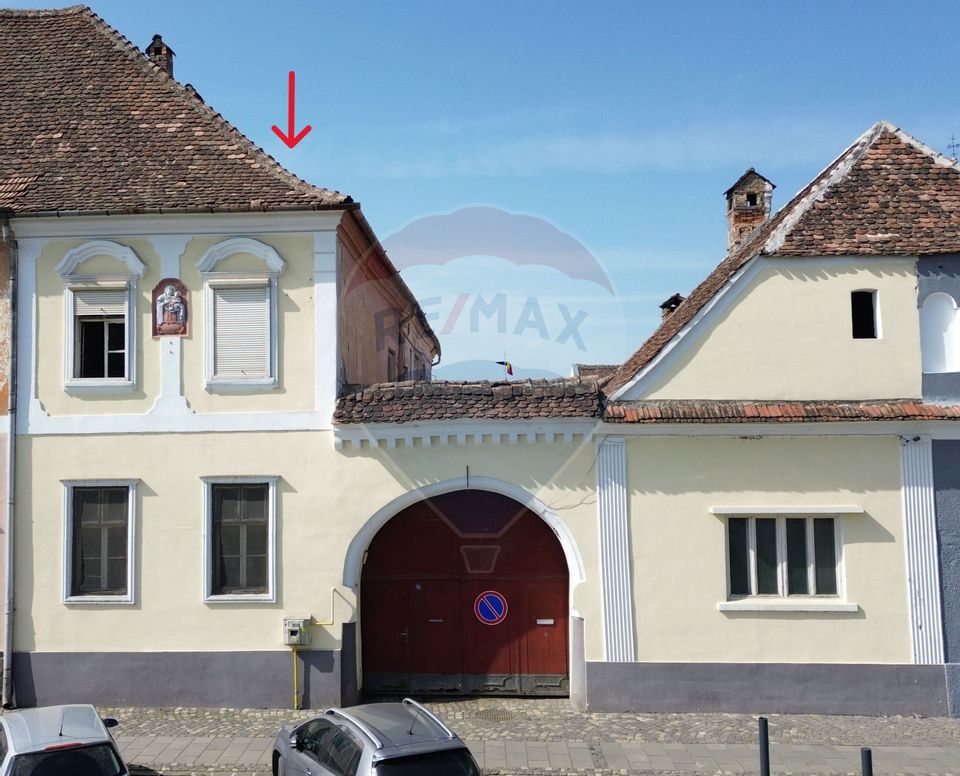 Casă cu istorie în inima Dumbrăveniului – 15 min. de Sighisoara!