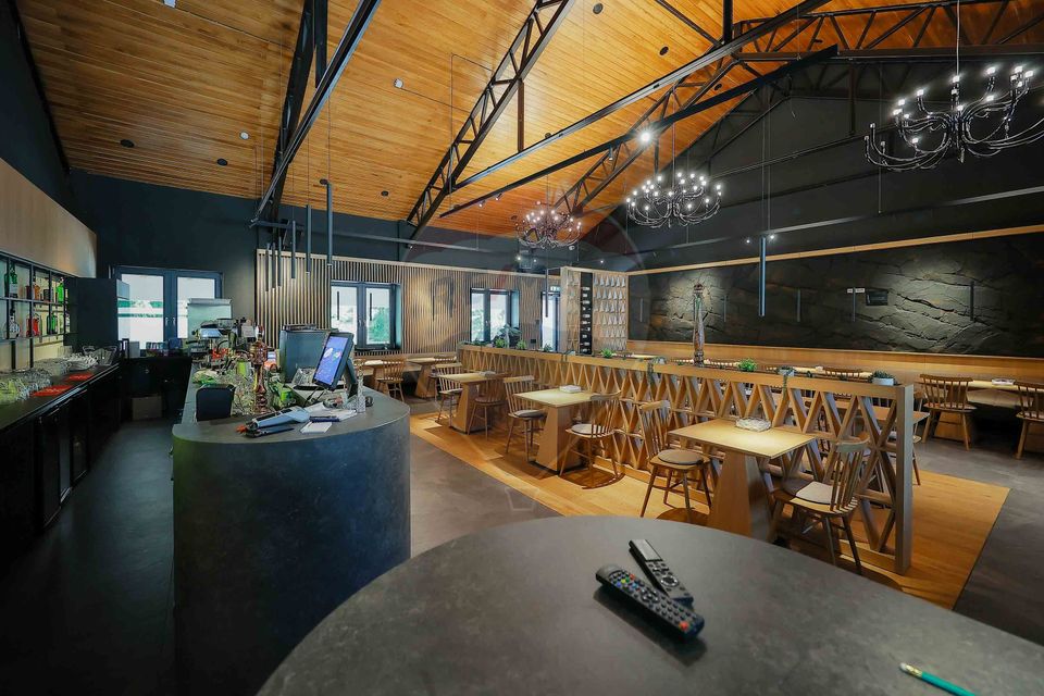 Hotel-Spa-Restaurant nou de Vânzare, 26 Camere, în Padiș,