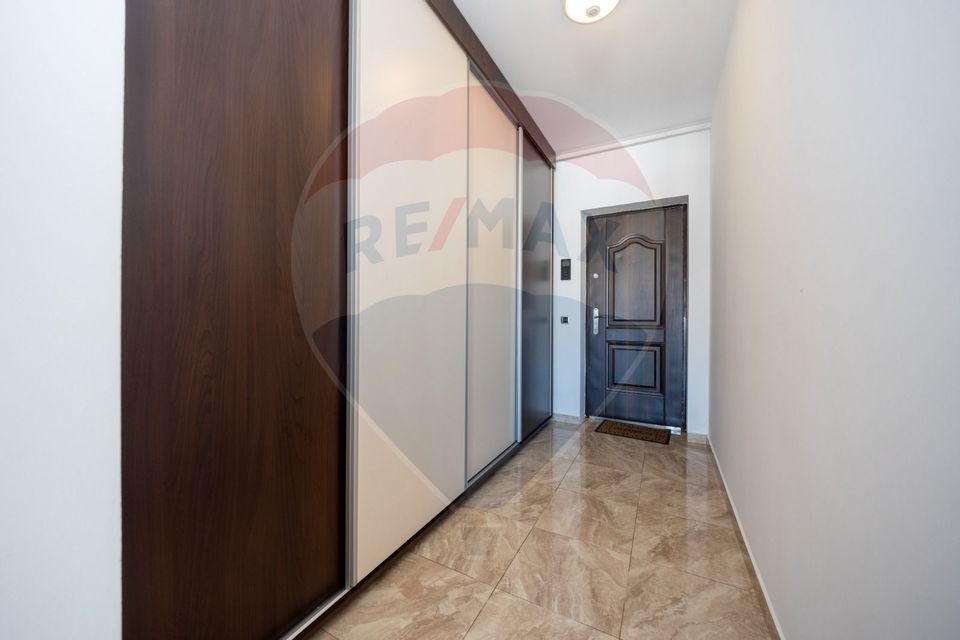 2 room Apartment for rent, Tractorul area