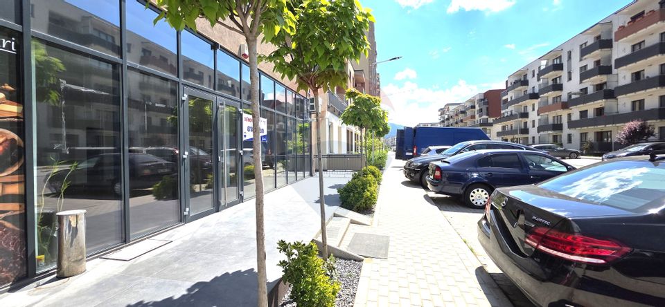 88sq.m Commercial Space for rent, Tractorul area