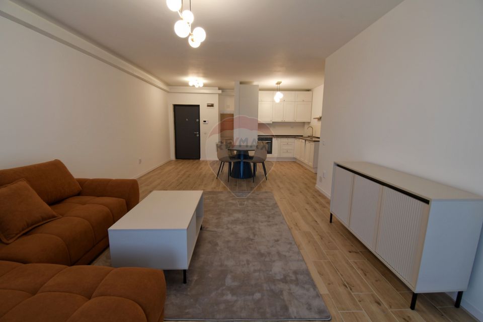 Apartament cu 3 camere de inchiriat - prima inchiriere - totul nou