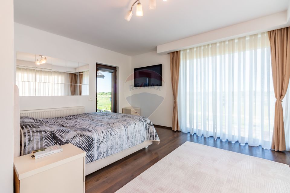 Vanzare Vila Individuala mare | 7 camere, 2 terase | P+1+2R | Curte