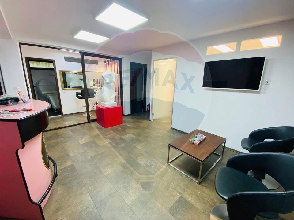 Street Access Commercial Space