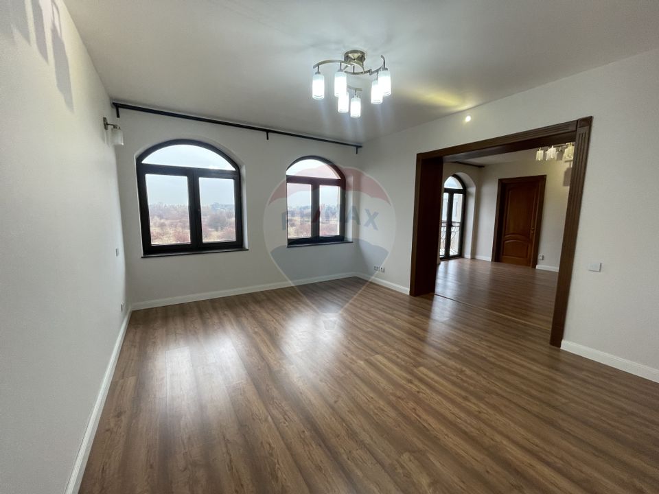 10 room House / Villa for rent, Sisesti area