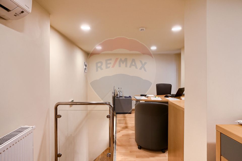 Spațiu comercial 112 mp de închiriat în Podgoria, Bld. Revoluției