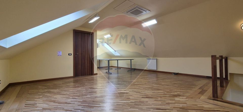 180sq.m Office Space for rent, Someseni area